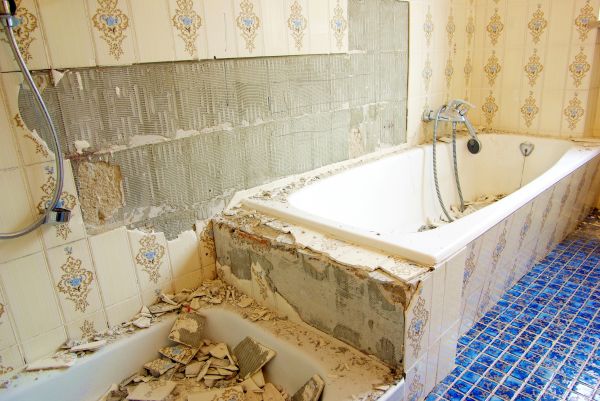 Bathtub Demolition in Missouri City