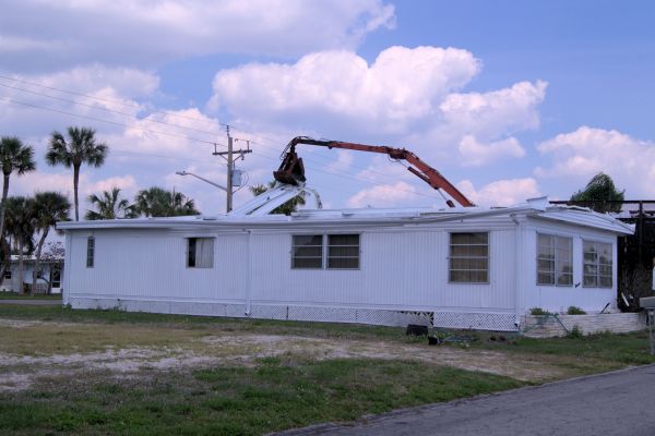 Mobile Home Demolition in Missouri City